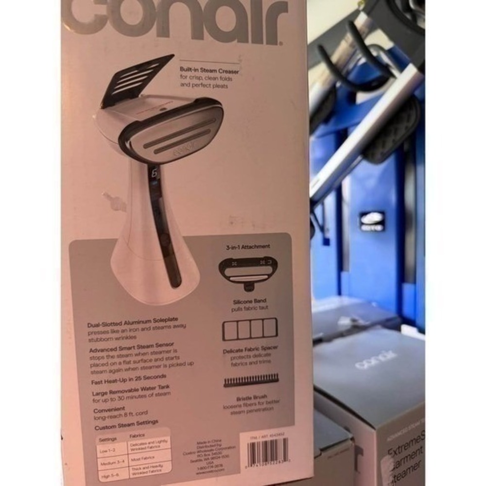Conair ExtremeSteam Garment Steamer Advanced Steam Technology NEW Open Box - Picture 2 of 3